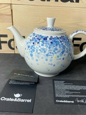 RARE April 2013 Limited Edtn NOMOCO Teapot 192/200 50th &Forever Crate & Barrel